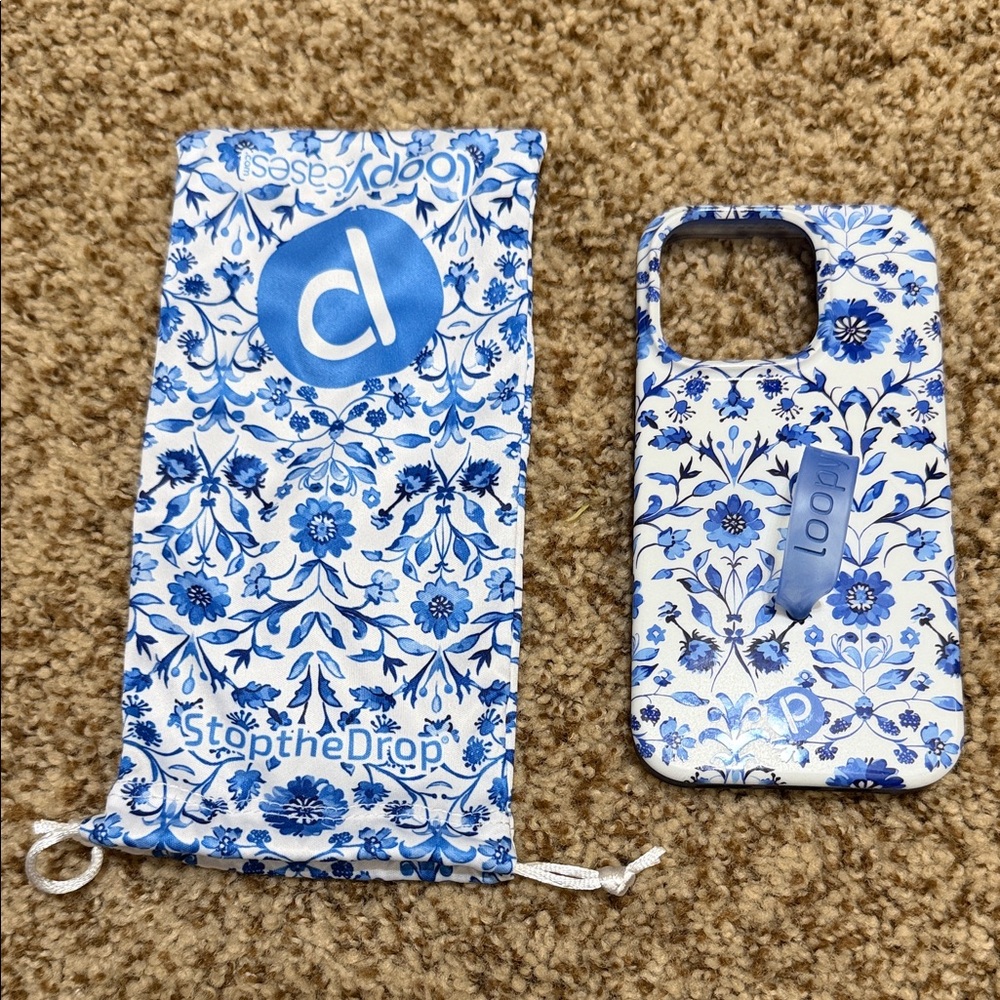 Loopy Case iPhone 15 pro Blue Floral Phone Case